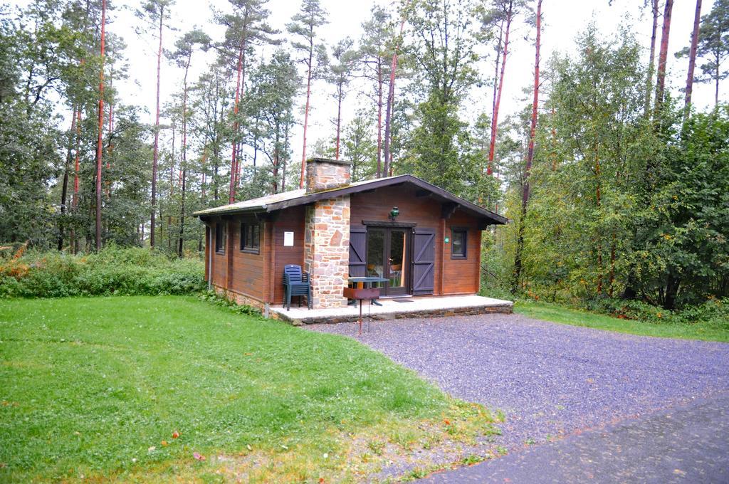 Village De Vacances De Vencimont Vonêche Eksteriør billede