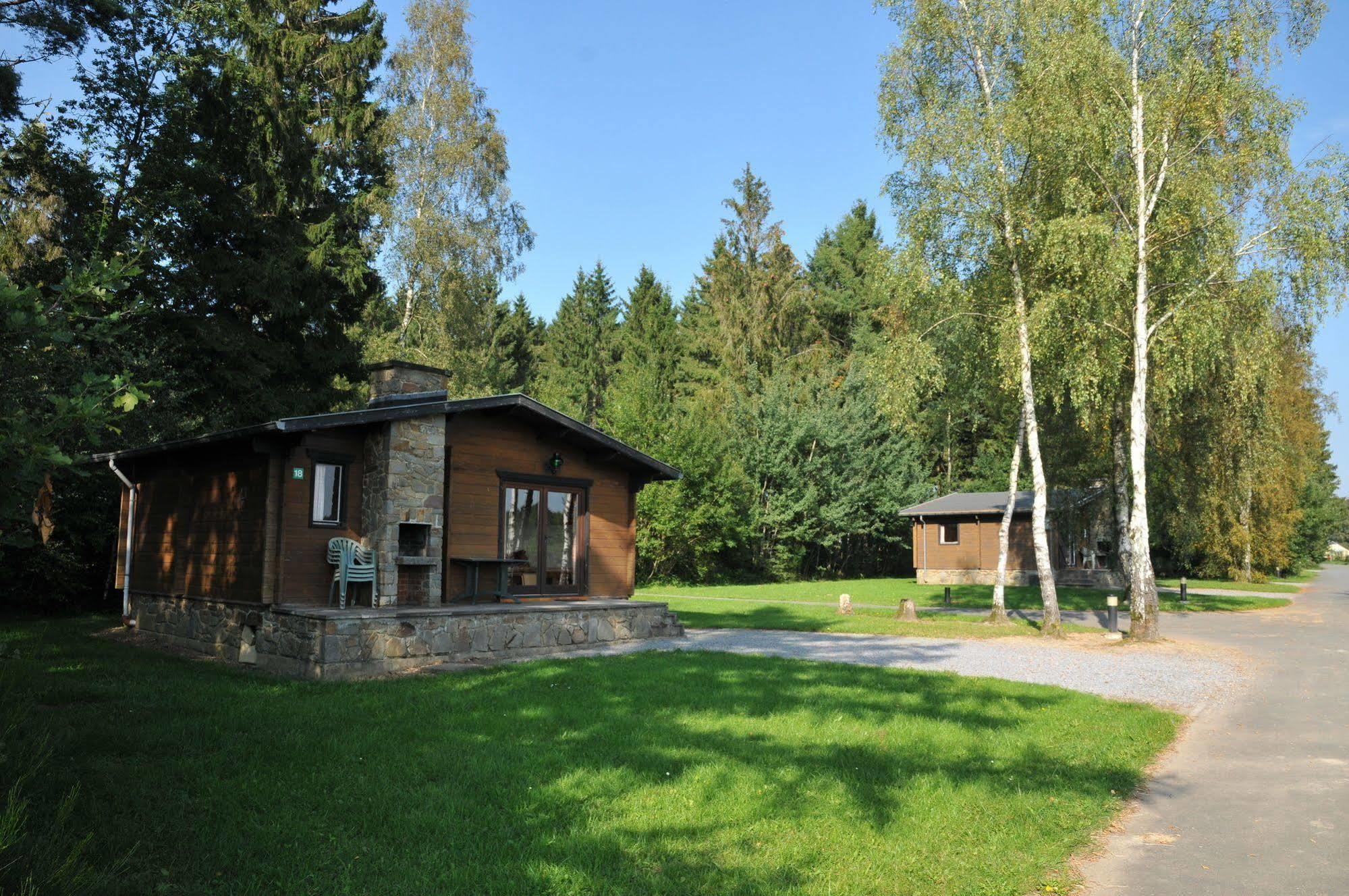 Village De Vacances De Vencimont Vonêche Eksteriør billede